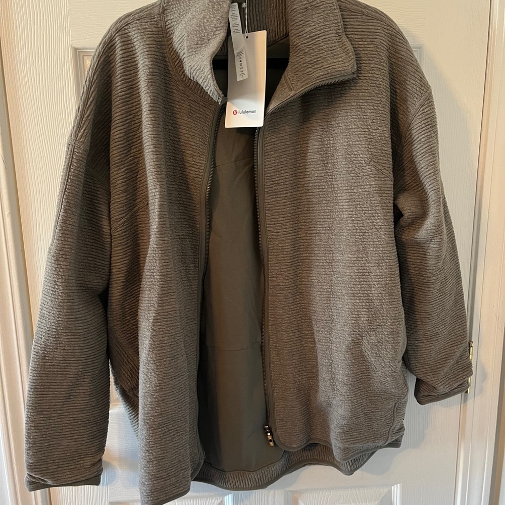 lululemon athletica jacket